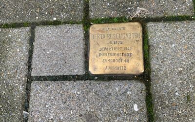 9er Religionskurs besuchte Stolpersteine