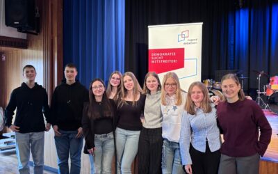 Schülerinnen und Schüler vom GyHo nehmen am Regionalwettbewerb „Jugend debattiert“ teil