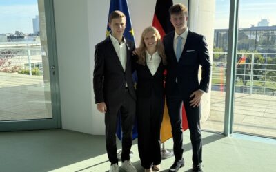 Erfolgreiche Jugend forscht Gruppe vom GyHo beim Bundeskanzler